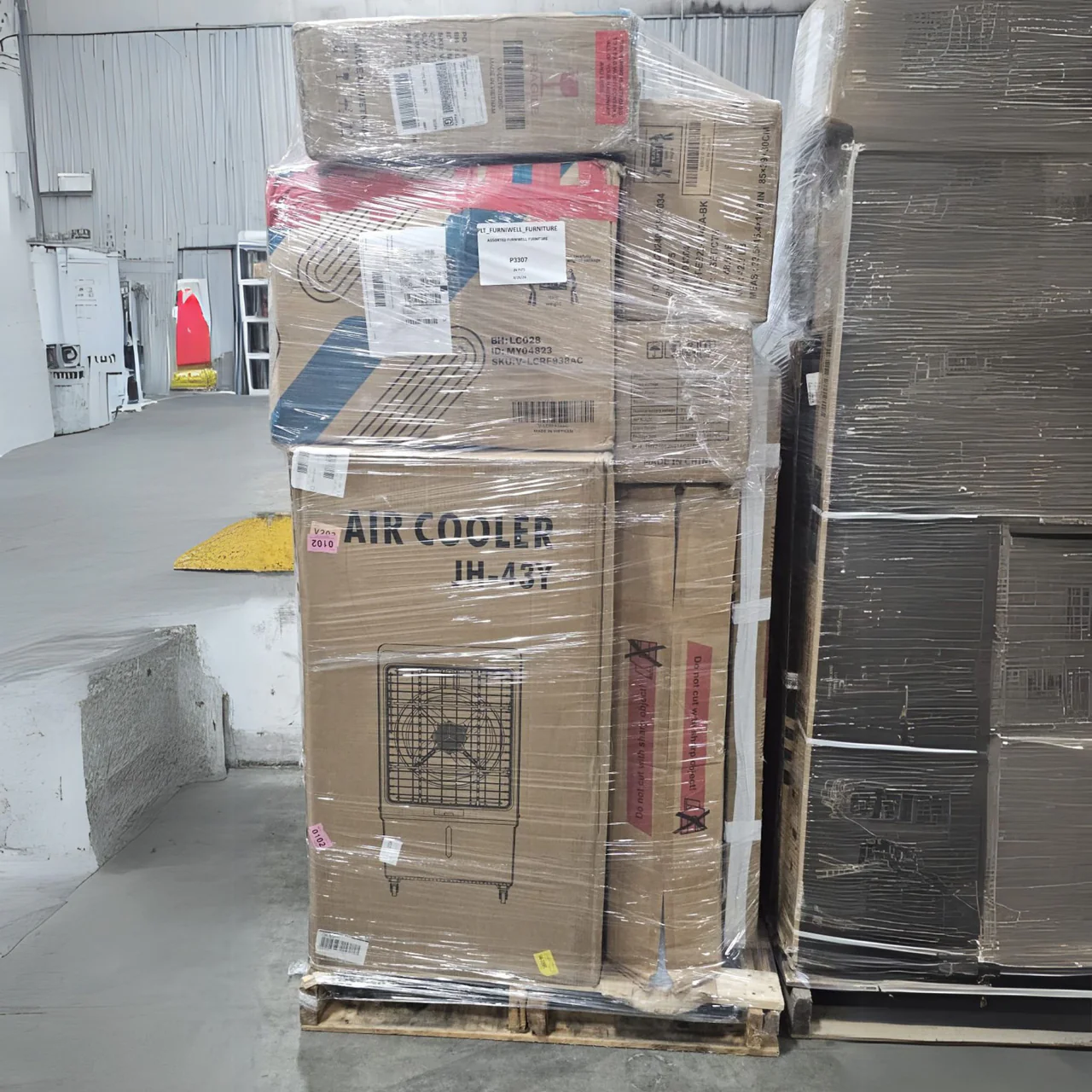 Furniwell Truckload - Image 3