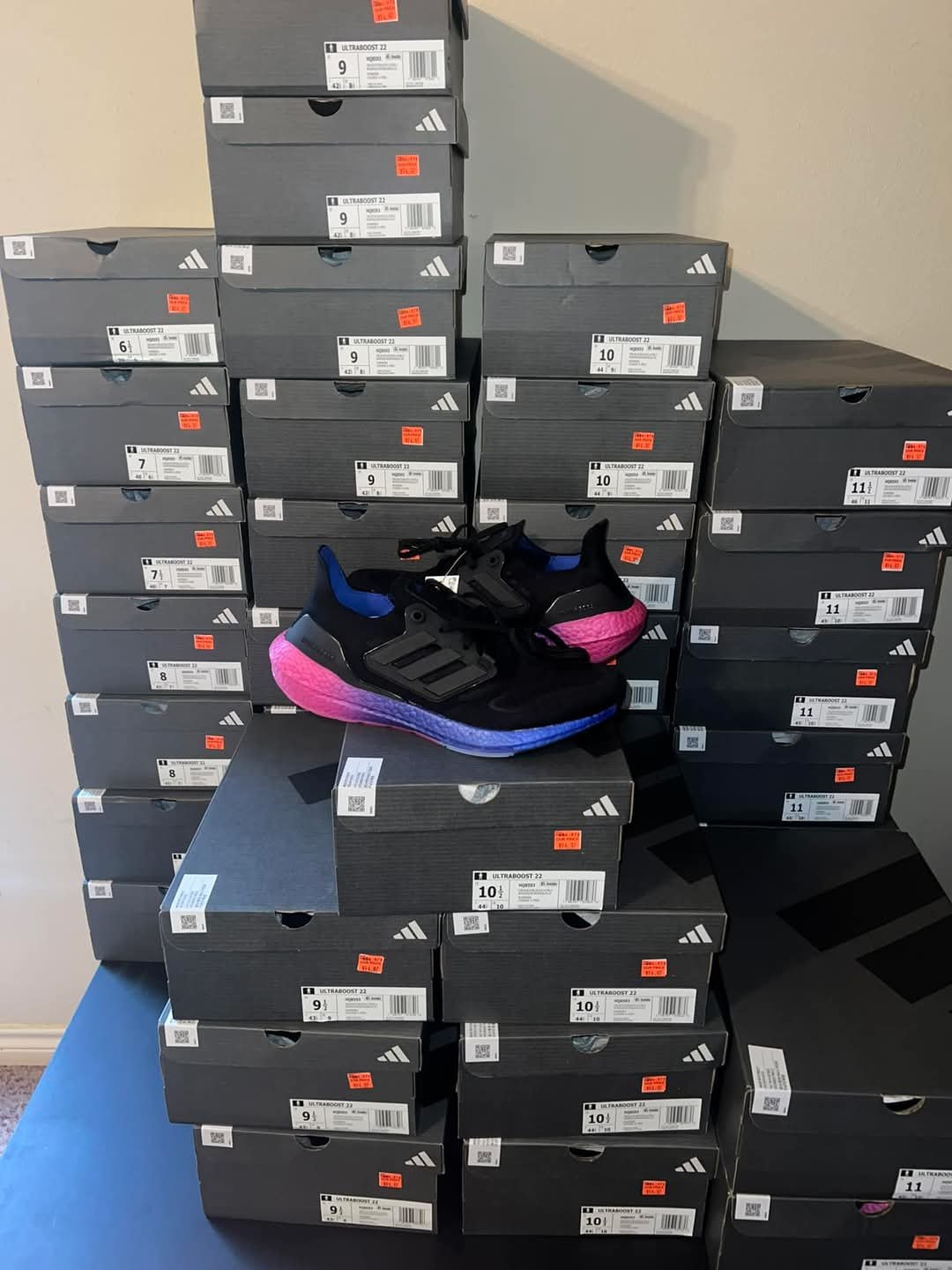 Adidas Shoe Pallet - Image 2